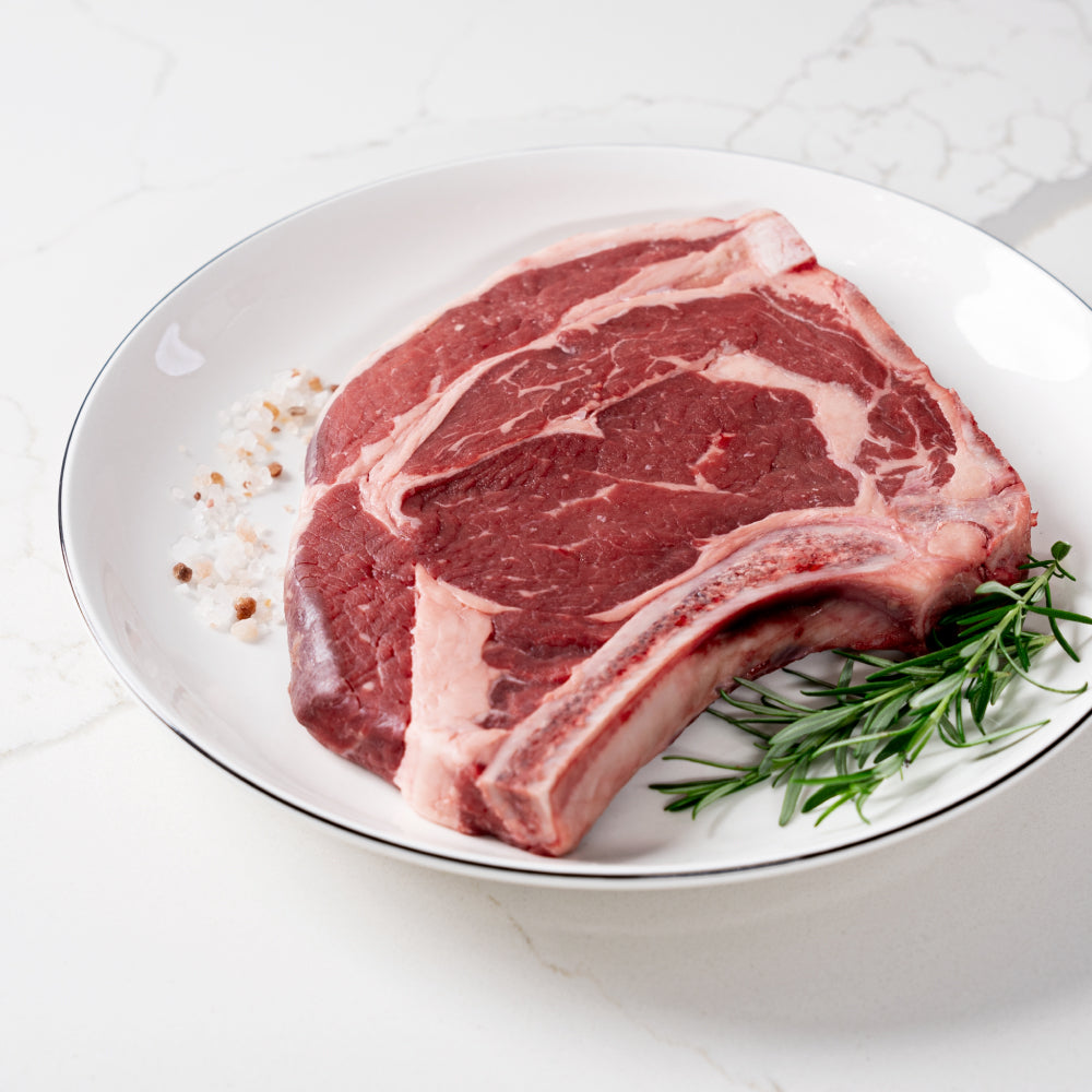 Stek z antrykotu z kością